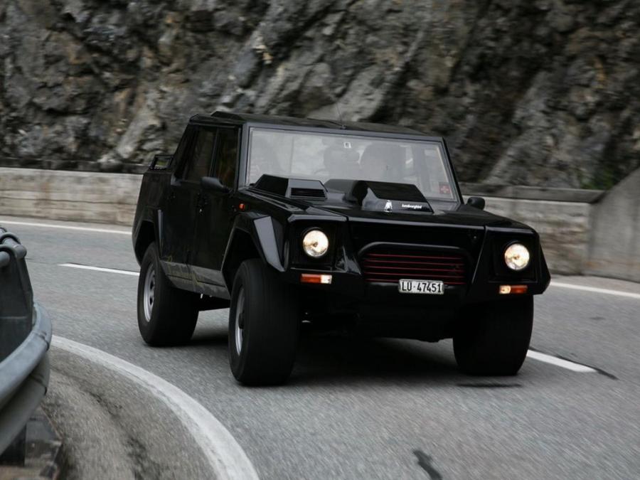  Lamborghini LM002 1986 года  (фото 13 из 35)
